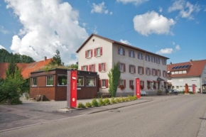 Гостиница Gasthof und Pension zum Kreuz  Лаутербах